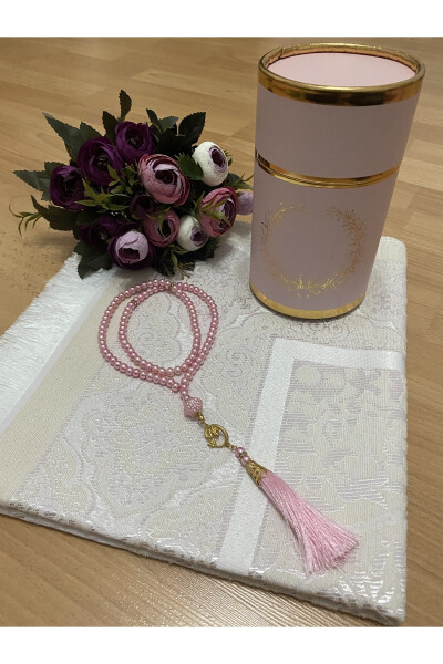 Luxury taffeta prayer rug set with a gift box, including a pink prayer rug and pearl prayer beads. - 1