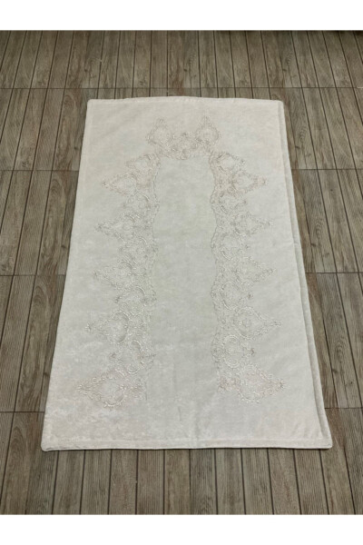 Luxury Velvet Prayer Rug - Dowry Gift Velvet Prayer Rug - 1