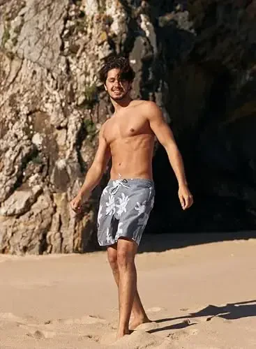 maamgic Mens Slim Fit Swim Shorts Swim Trunks 7 inch Quick Dry Mens Bathing Suits with Mesh Lining - MAAMGIC (1)