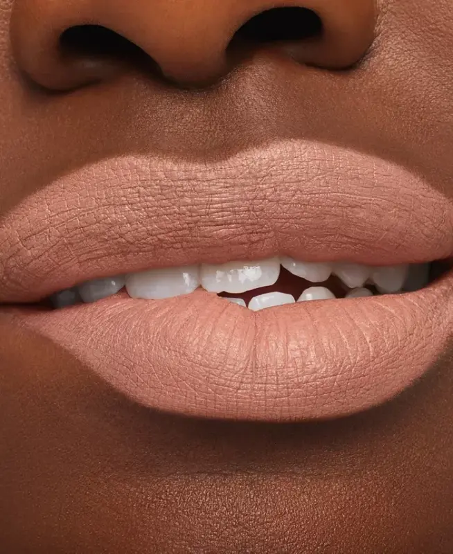 MACximal Silky Matte Lipstick-Honeylove - 4