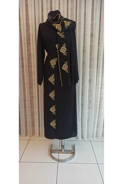 Madinadan ipakdan tikilgan namozlik va hijob, Ipakdan tikilgan koʻylak, Namozlik va koʻylak (mehr uchun) - 3