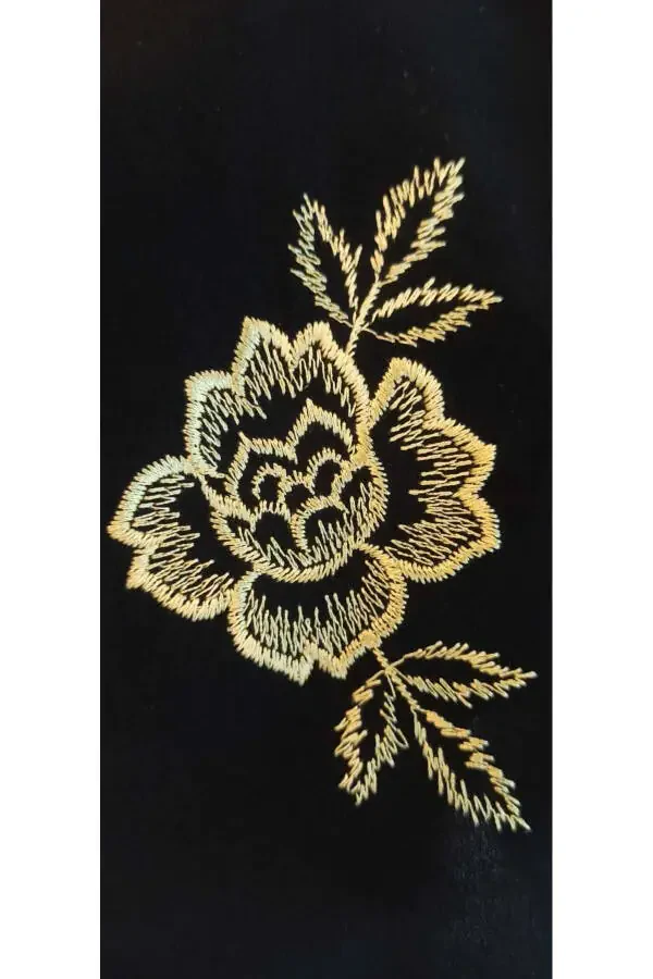 Madinadan ipakdan tikilgan namozlik va hijob, Ipakdan tikilgan koʻylak, Namozlik va koʻylak (mehr uchun) - 8