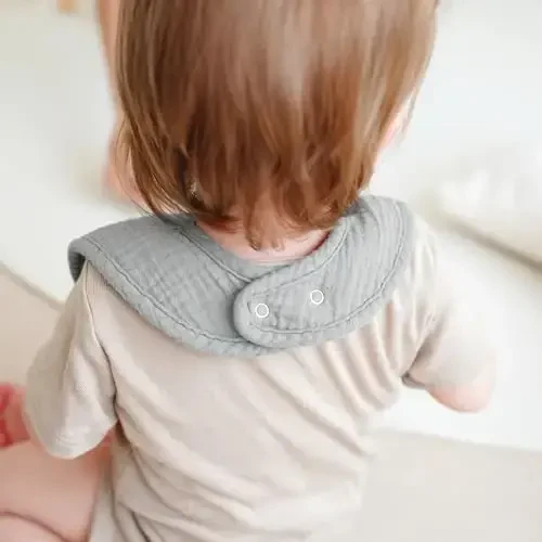 MairMore 8 dona bolalar uchun muslin so'lagichlari, o'g'il va qizlar uchun yumshoq paxta so'lagichlari, ovqatlantirish va so'lak oqishi uchun sozlanishi va yaxshi shimadigan yangi tug'ilgan chaqaloqlar uchun so'lagichlar to'plami - 4