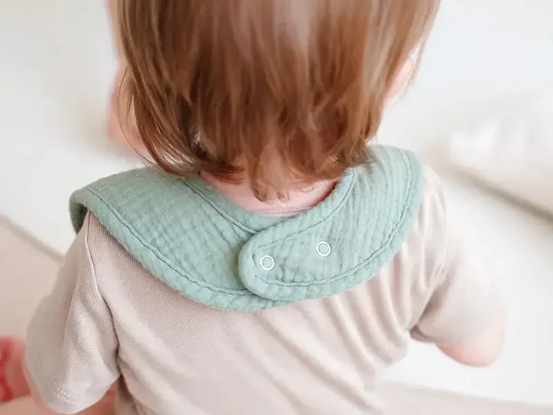 MairMore 8 dona bolalar uchun muslin so'lakniki, o'g'il qizlar uchun yumshoq paxta so'lakniki, ovqatlantirish va so'lak oqishi uchun sozlanishi va shimuvchi yangi tug'ilgan chaqaloqlar uchun so'lakniki to'plami - 5