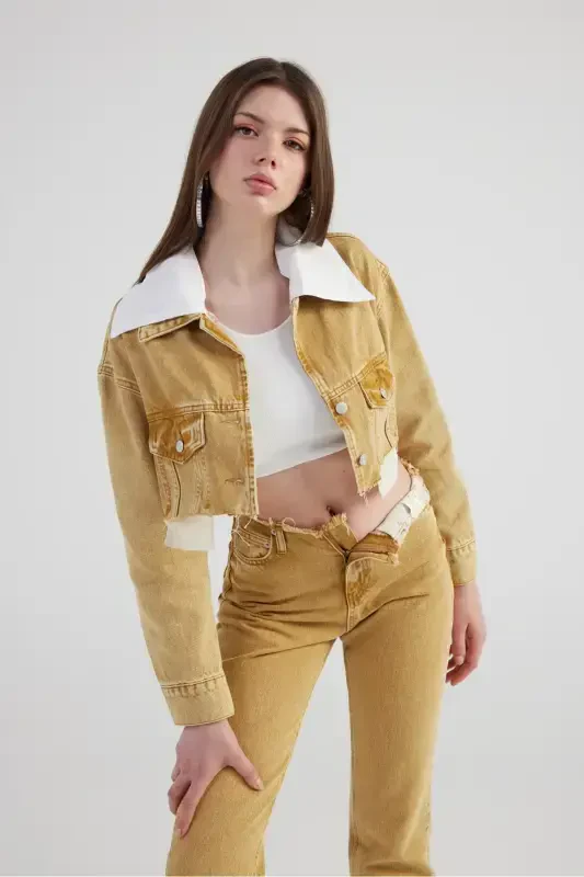 Marble Patterned Detachable Collar Detailed Crop Cut Pocketed Rusted Jean Jacket Camel - 2