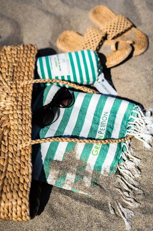 Mare Lime, Organic & Recycled Cotton Blend, Beach Towel with Carry Bag, 90x180 Cm.-Lime - 5