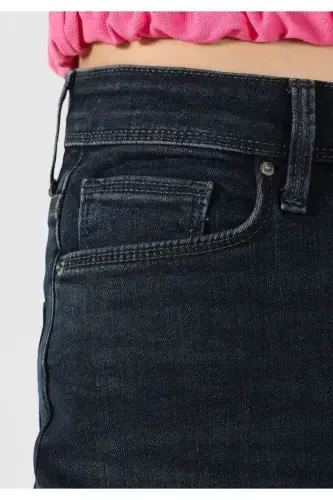Mom Fit Yüksek Bel Daralan Paça Kadın Koyu İndigo Jean Pantolon - 6