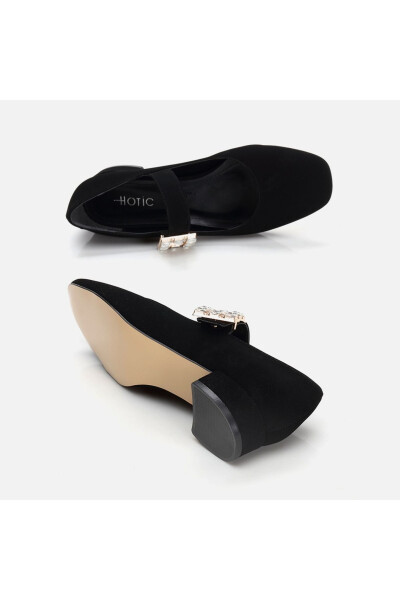 Mary Jane Black Women Chunky Heel - 5