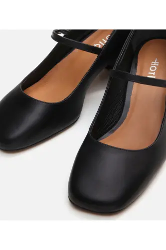 Mary Jane Genuine Leather Black Women's Chunky Heel - 4