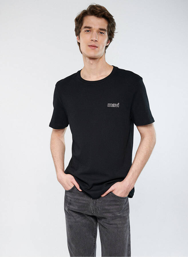 Mavi Bisiklet Yaka Düz Siyah Erkek T-Shirt M0610360-900_BASIC TİŞÖRT - 1