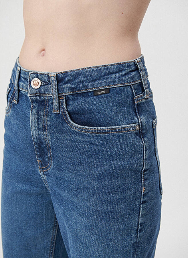 Mavi CINDY Mid Brushed COL Yüksek Bel Dar Paça Mom Fit Mavi Kadın Denim Pantolon M100277-85272 - 13