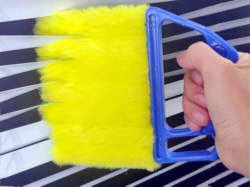 Blue Handheld Mini Blinds Cleaner Shutters, Curtain Brush Dust Remover with 7 Removable Microfiber Sleeves, Air Conditioning Home Gadgets, Car Vents, Fan Shutters (Blue, with 7 Blades) - 1