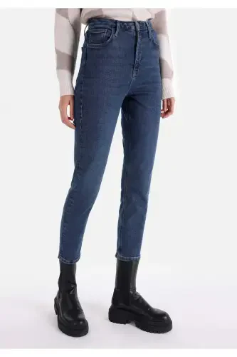 Slim Fit Orta Bel Daralan Paça Kadın İndigo Jean Pantolon - 4