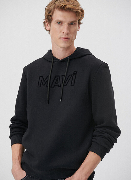 Mavi kapüşonlu siyah erkek sweatshirt - 7