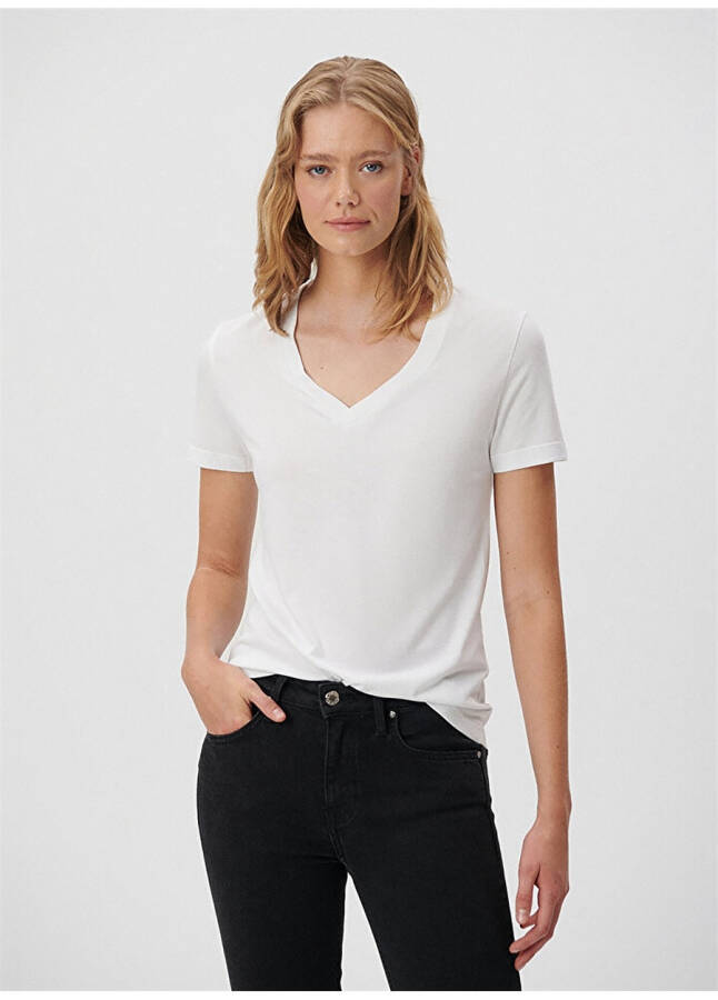 Mavi M1600956-620 Crew Neck Regular Fit White Women's T-Shirt - 8