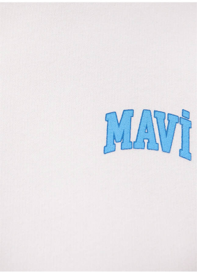 Mavi Yuvarlak Yaka Beyaz Kadın Sweatshırt M1611601-620 LOGO KISA SWEATSHIRT B - 13