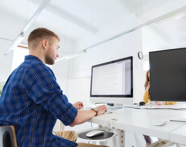 MAX SMART 360 darajaga aylanadigan aylanuvchi platformli stol ostidagi qisqichli sichqoncha maydonchasi. - 7