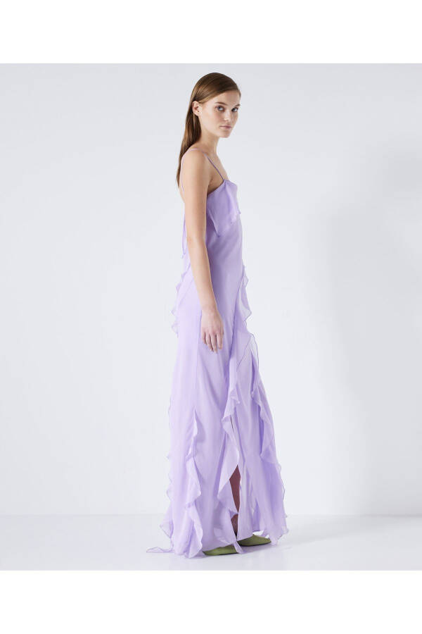 Maxi dress with ruffles - 24