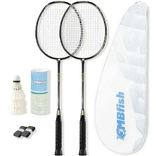 MBFISH Badminton Raketi To'plami, 2 ta Karbon Tolali Raketi, 3 ta Voliybol To'pi, 2 ta Yedek Raketi Tutadigan Lentalari va 1 ta Badminton Sumkasi - Yangi Boshlanuvchilar va Tashqaridagi O'yinlar Uchun Ideal - 5