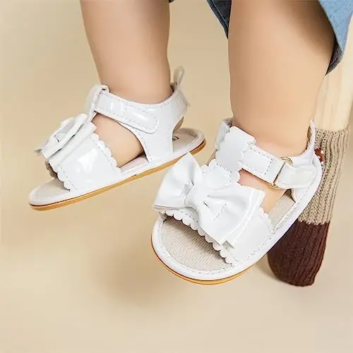 Meckior Baby Toddler Infant Girls PU Charm charm charm Yozgi Sandallar Gul malikasi tekis poyabzal - 3
