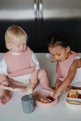 Мега Большой Силиконовый Слюнявчик - Регулируемый Детский Слюнявчик с Двойным Замком - Розовый - 5