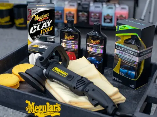 Meguiar's Smooth Surface Clay Kit - Safe and Easy Car Claying for a Smooth as Glass Finish, G191700 - 3