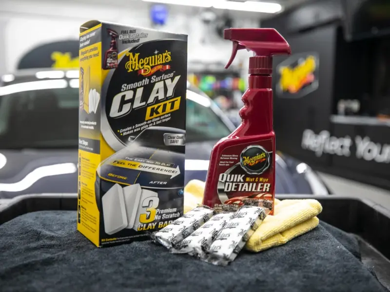 Meguiar's Smooth Surface Clay Kit - Safe and Easy Car Claying for a Smooth as Glass Finish, G191700 - 11