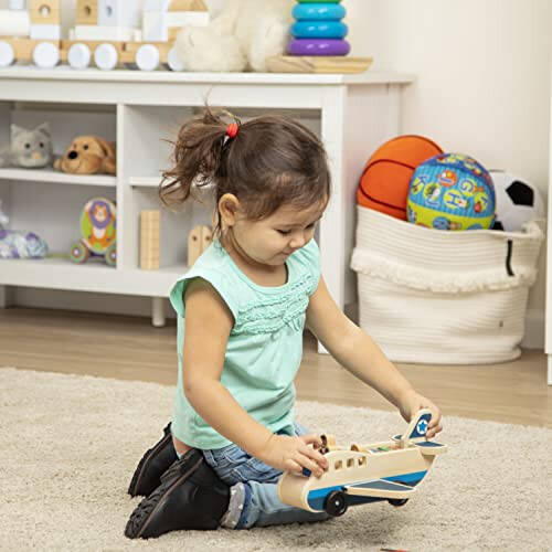 Melissa & Doug Ahşap Uçak Oyun Seti 4 Oyun Figürü ve 4 Valizli - Bebekler İçin Oyuncak Uçak, Çocuklar İçin Klasik Ahşap Oyuncaklar - 45