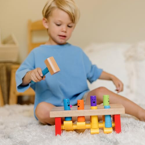 Melissa & Doug Deluxe Pounding Bench yog'och o'yinchoq bolg'a bilan - 2