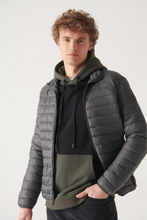 Men Anthracite Stand Collar Lightweight Windproof Comfort Fit Relaxed Fit Puffer Sports Jacket E006000 - 3