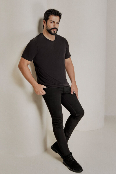 Men Black-Black 2-Pack Slim Fit Narrow Cut Cotton Basic T-Shirt - 4