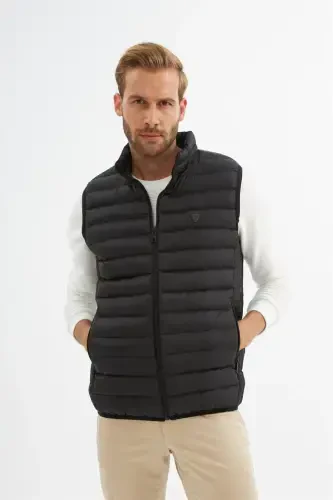 Men Standard Fit Padded Vest Black-Black - 3