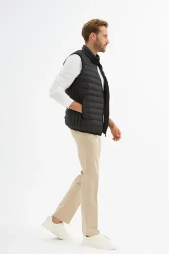 Men Standard Fit Padded Vest Black-Black - 5