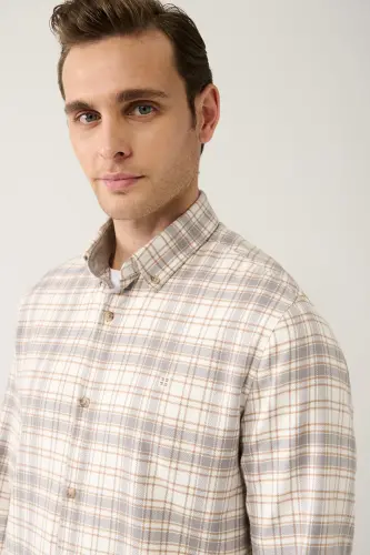Men's Beige Button-Down Collar 100% Cotton Plaid Regular Fit Shirt A32y2150 - AVVA (1)