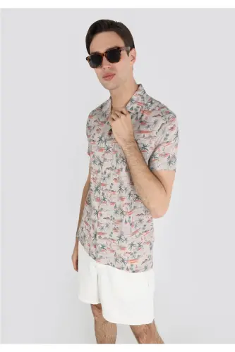 Men's beige short-sleeved, printed, regular fit shirt. - 1