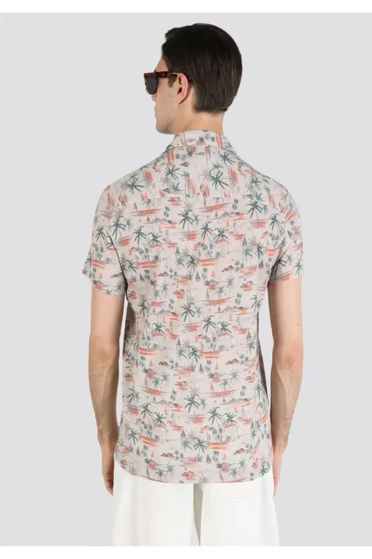 Men's beige short-sleeved, printed, regular fit shirt. - 2