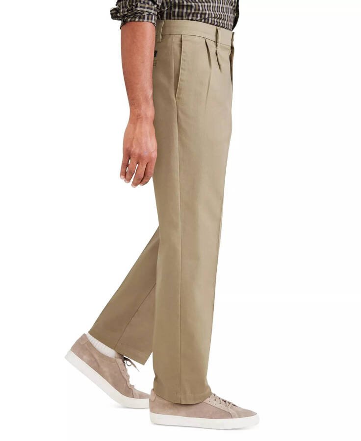 Men's Big & Tall Signature Classic Fit Pleated Iron Free Pants with Stain Defender New British Khaki - 6