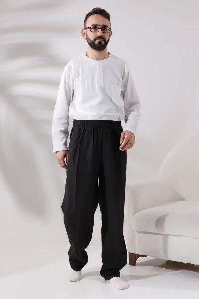 Men's Black Cargo Pants with Side Pockets, Elastic Waistband, and Relaxed Fit - IHVAN ONLINE (1)
