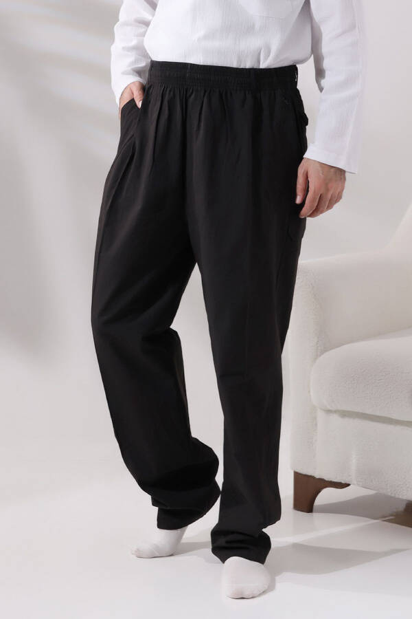 Men's Black Cargo Pants with Side Pockets, Elastic Waistband, and Relaxed Fit - 1