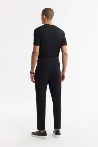 Men's Black Classic Waist Pleated Epaulette Detailed Carrot Fit Trousers A51Y3026 - Black - 4