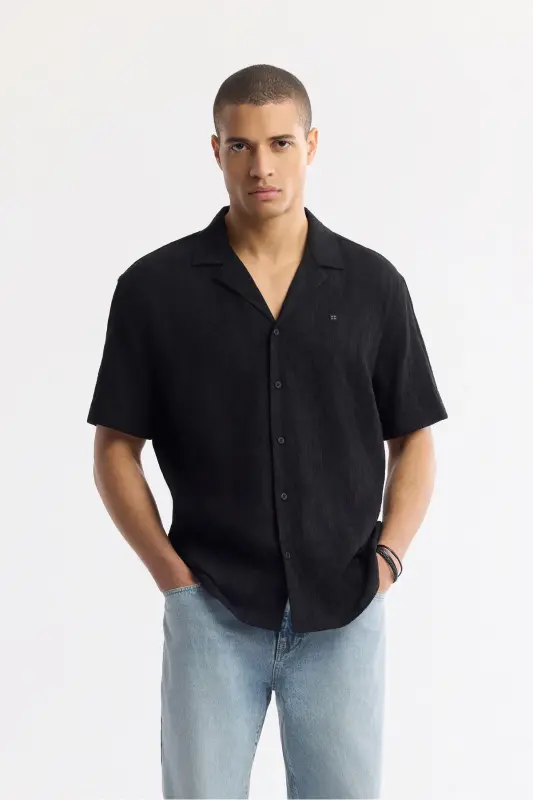 Men's Black Comfort Fit Camp Collar Jacquard Short Sleeve - AVVA