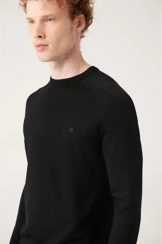 Men's Black Crew Neck Jacquard Rayon Slim Fit T-Shirt - AVVA (1)