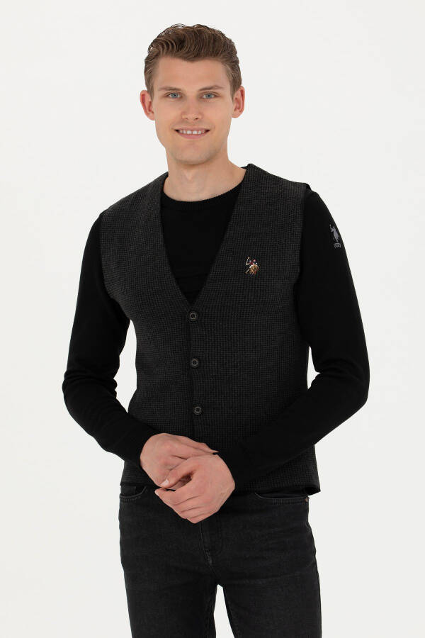 Men's Black Knit Cardigan - 7