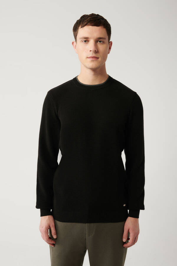 Men's Black Knit Sweater - 9