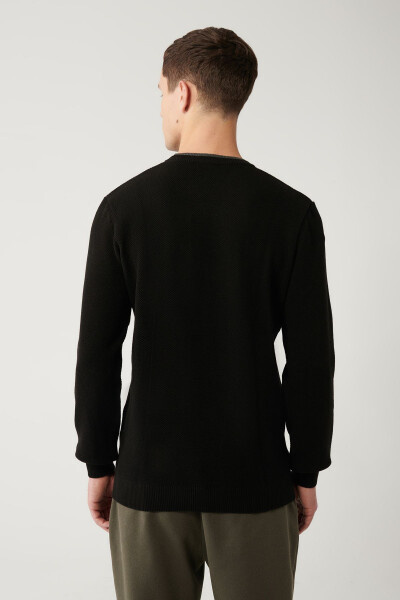 Men's Black Knit Sweater - 10