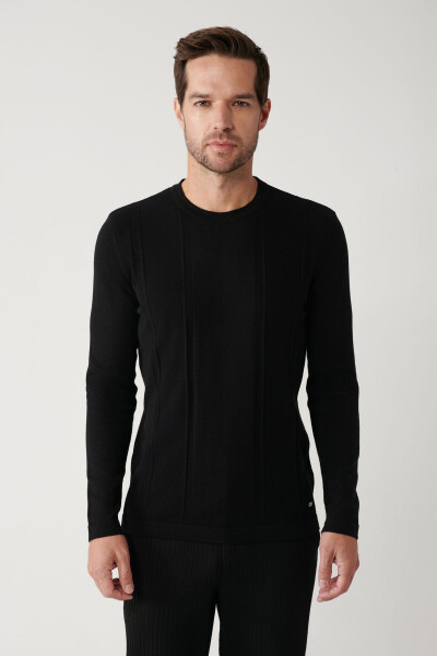 Men's Black Knit Sweater - 8