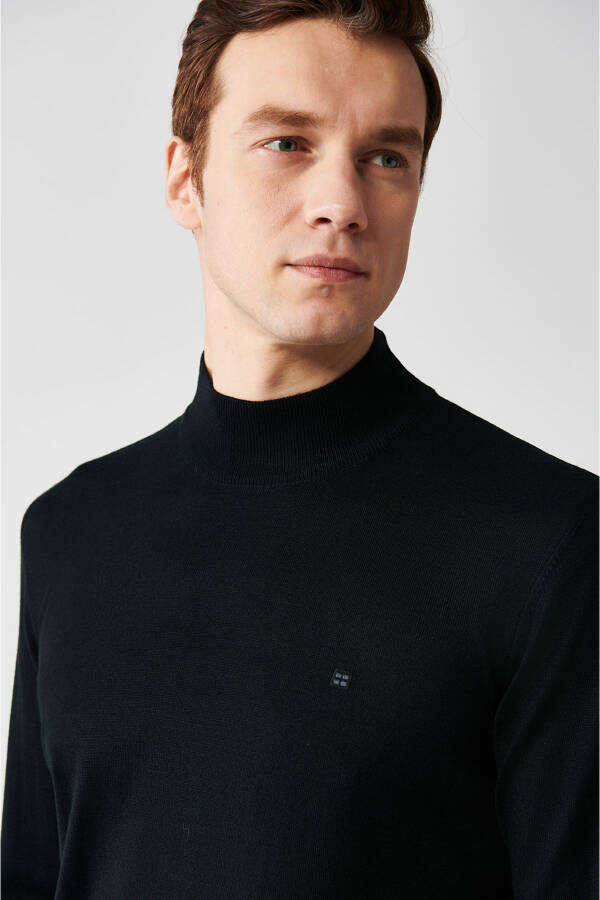 Men's Black Knit Sweater - 7