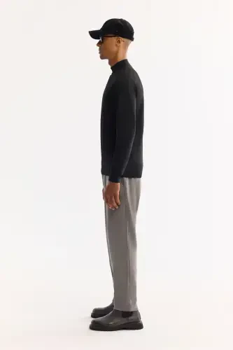 Men's Black Knit Sweater - 3