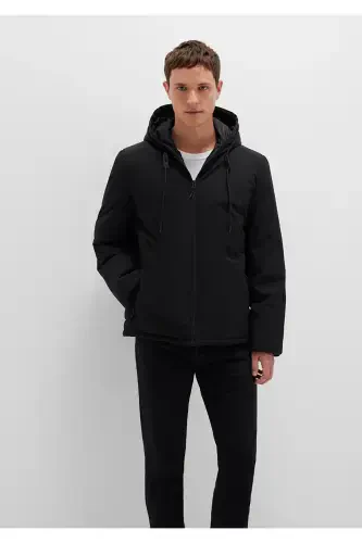 Men's Black M0110352-900 Puffer Jacket - 1