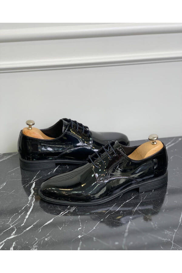 Men's Black Patent Leather Classic Wedding Shoes - Black - 6